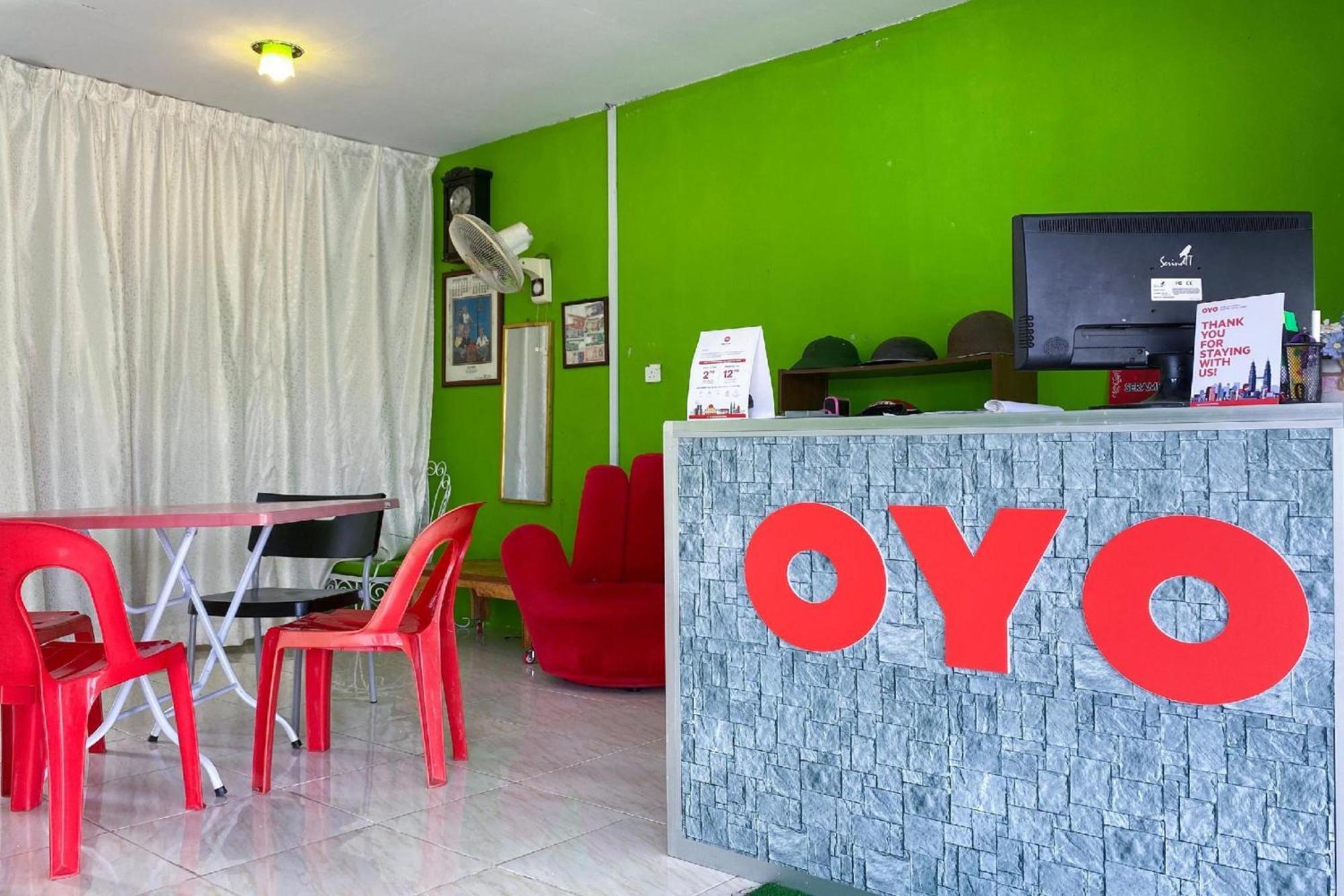 Capital O 90168 Serambi Pelangi Chalet Чанглун Екстериор снимка